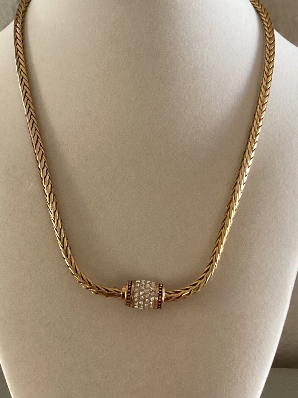 Gold necklace with rhinestone magnetic clasp - 8 inch